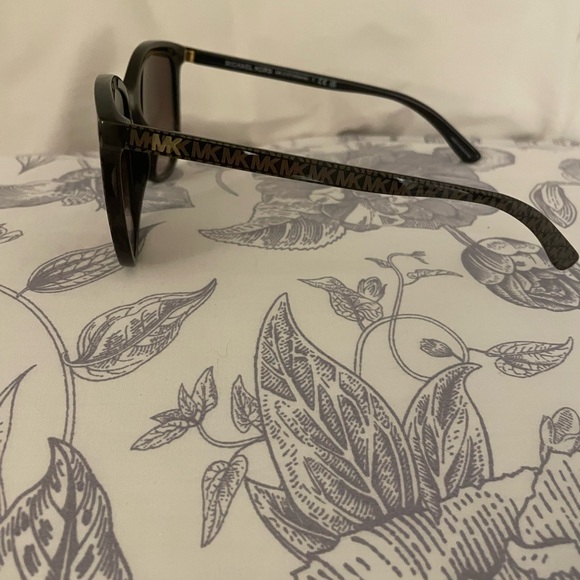 Michael Kors Sunglasses Dark Brown - Picture 3 of 5
